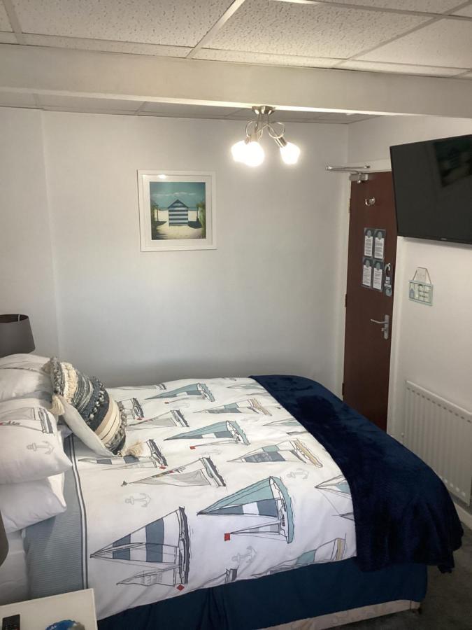 By The Seaside Bed & Breakfast Blackpool Eksteriør bilde