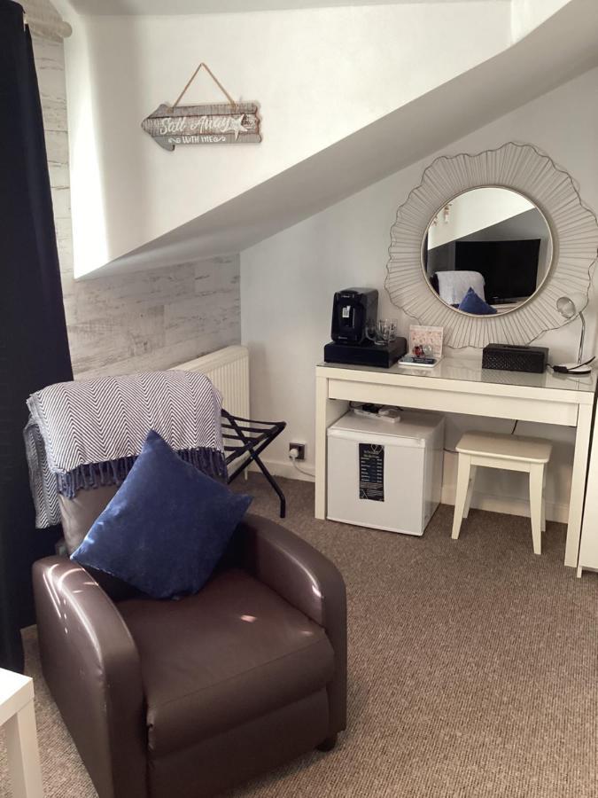 By The Seaside Bed & Breakfast Blackpool Eksteriør bilde