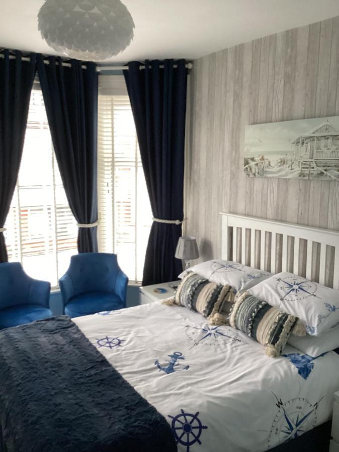 By The Seaside Bed & Breakfast Blackpool Eksteriør bilde