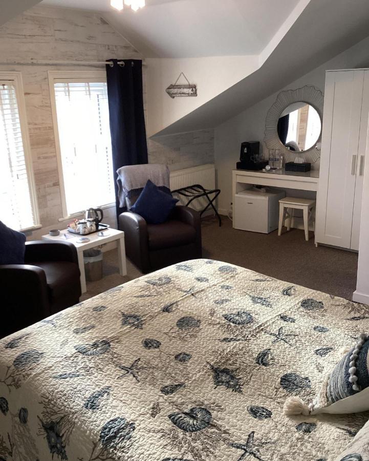 By The Seaside Bed & Breakfast Blackpool Eksteriør bilde